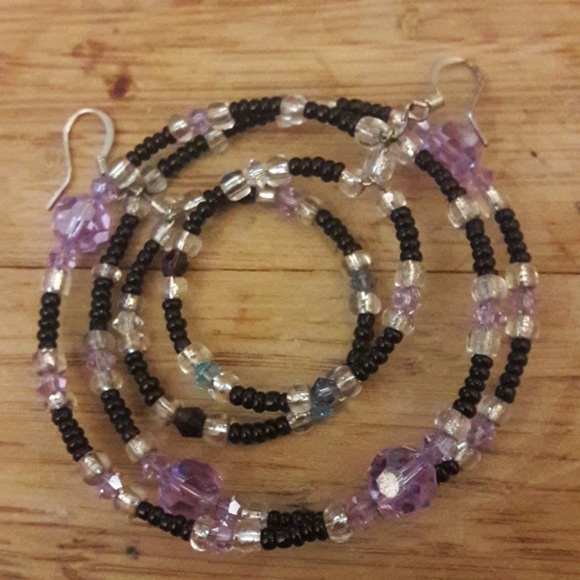 💗🖤Handmade Hoops - Picture 3 of 4